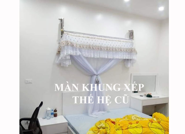 Màn khung xếp gọn thế hệ cũ lộ khung